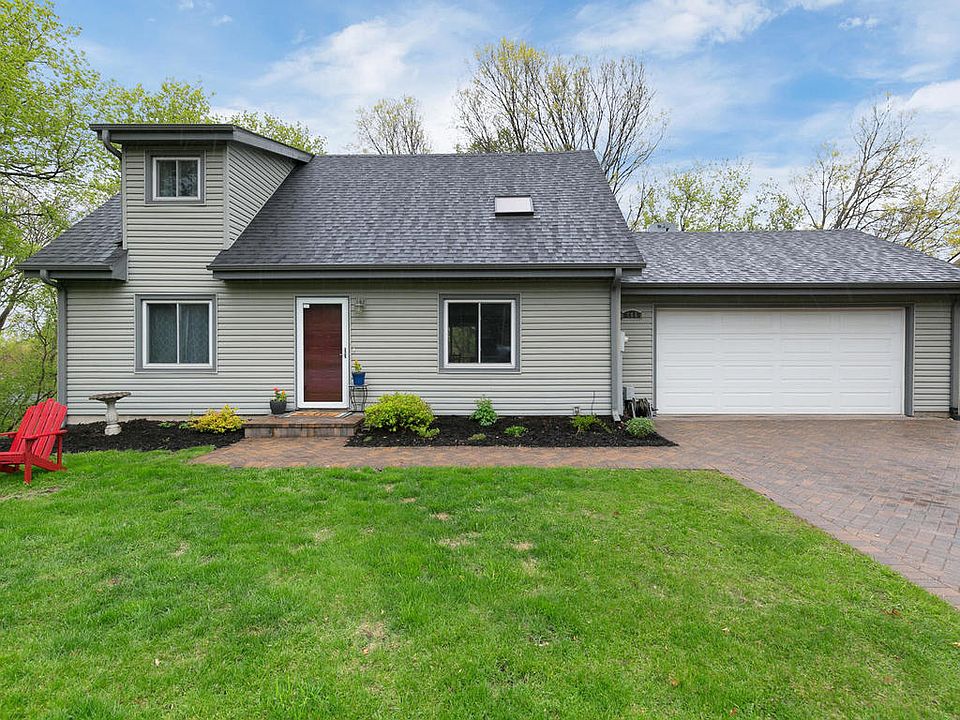 1st image of 804 Garrison Ct