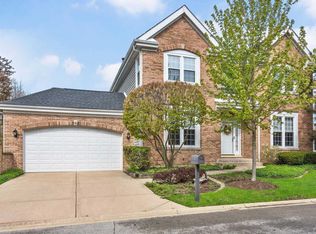 307 Torrington Dr, Bloomingdale, IL 60108