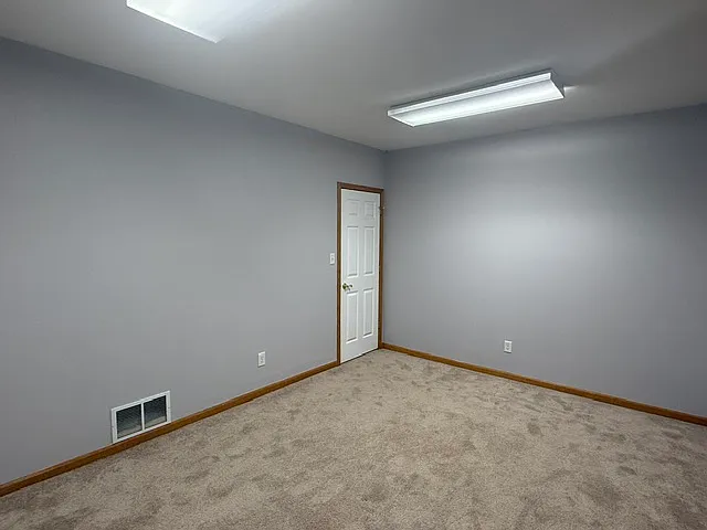 2254 Wellington Dr — Photo 27