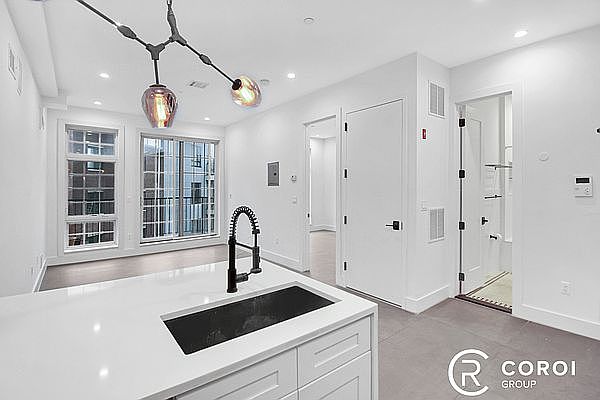 1st image of 1163 Myrtle Ave #3R
