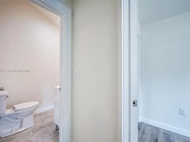 4504 Oakley St #B — Photo 13
