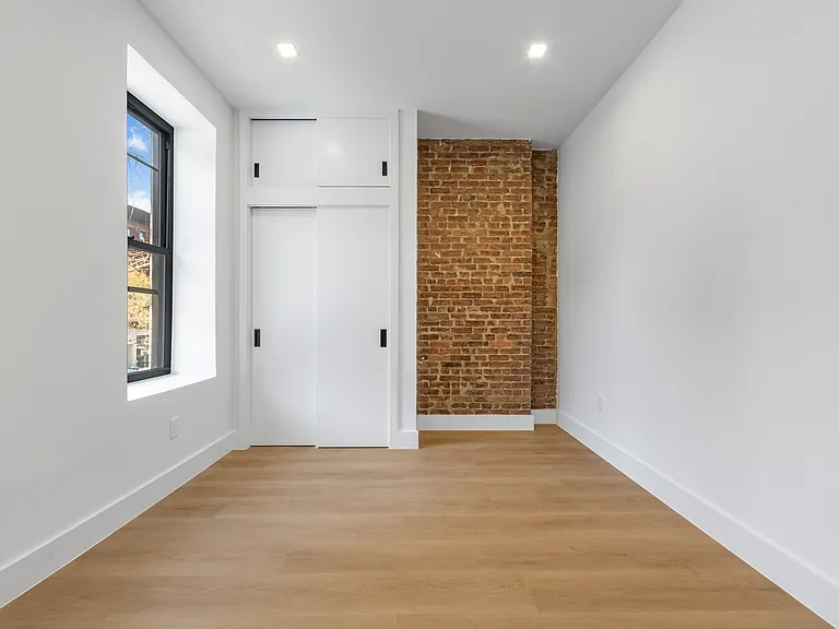 463 Columbus Ave #1B — Photo 11