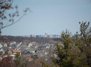 2774 Osmundsen Rd, Fitchburg, WI 53711