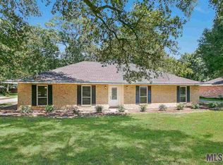11030 Buxton Rd, Saint Amant, LA 70774
