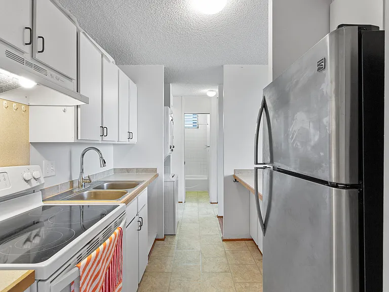 909 Ala Nanala St #1001 — Photo 6