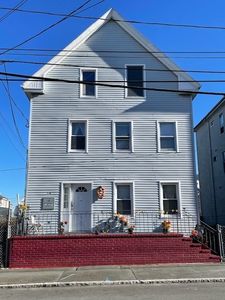 26 Cleveland St, New Bedford, MA, 02744