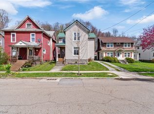 313 E Chestnut St, Lisbon, OH 44432