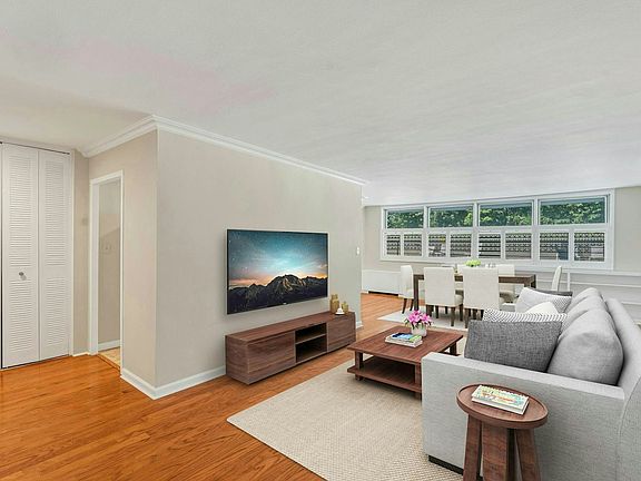 2nd image of 530 Valley Road Seaside Park #1T