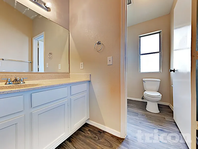 8668 W Hubbell St — Photo 10