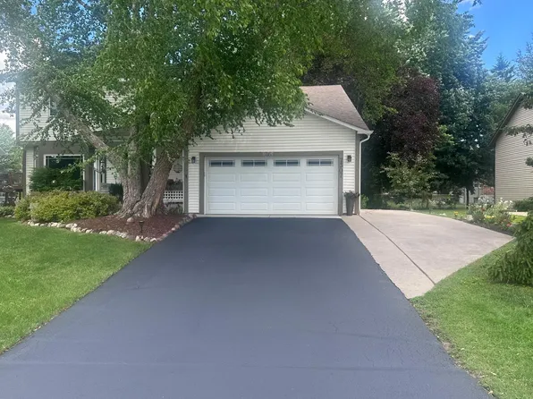 7307 Jensen Ave S, Cottage Grove, MN 55016