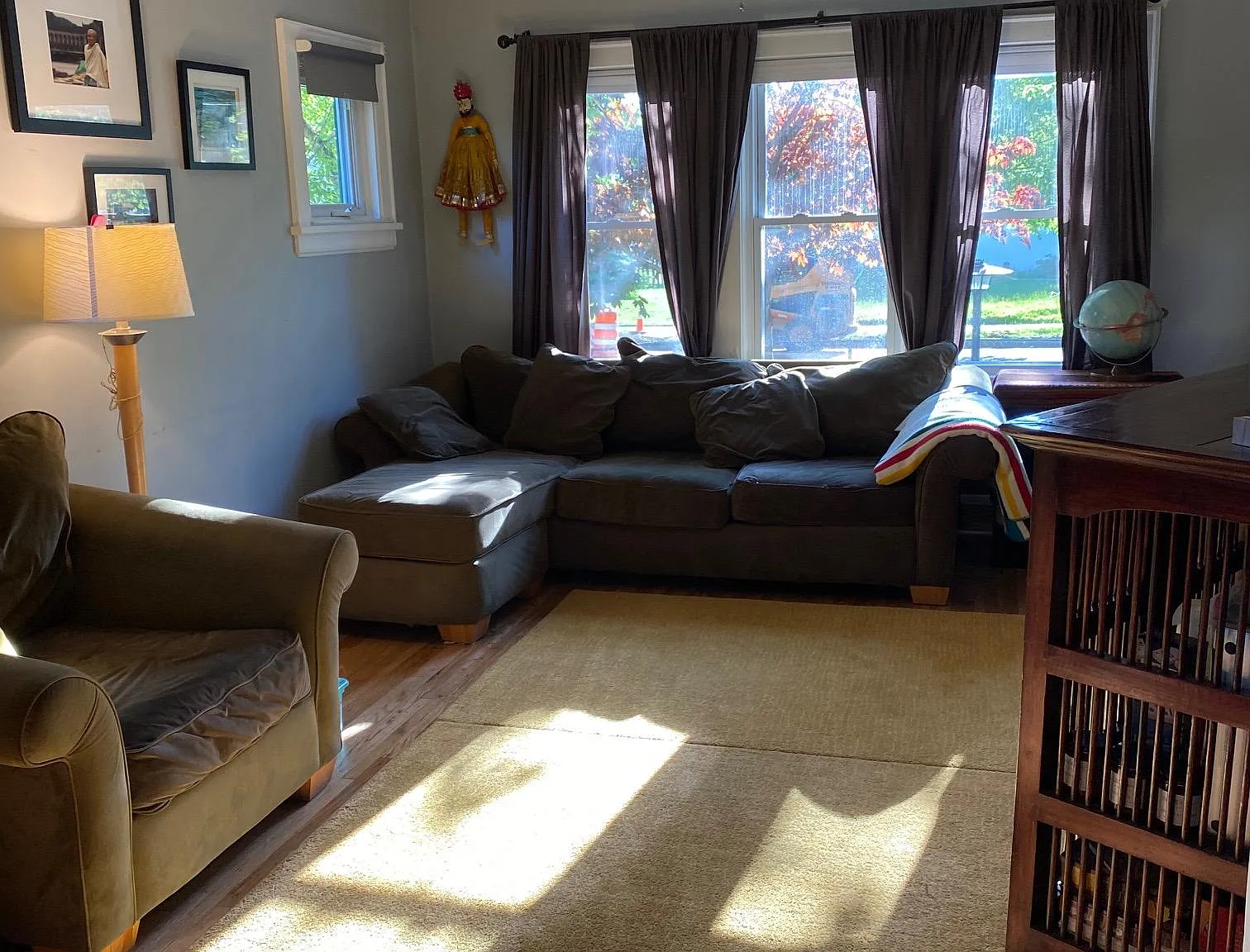3 bed, 1000 sqft, $1,850 — Photo 2