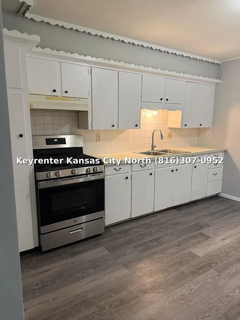 Ready now: 2-Bed, 2-Bath Home in Independence, MO! — Photo 2
