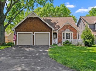 8158 Monrovia St, Lenexa, KS 66215