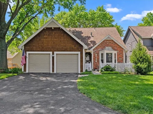 8158 Monrovia St, Lenexa, KS 66215