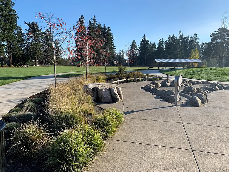 Beautiful Orenco nature park, 2 minutes walk from the house