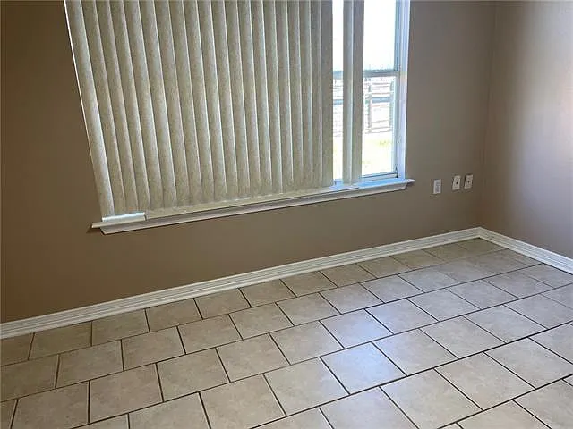 3052 Behrman Hwy — Photo 3