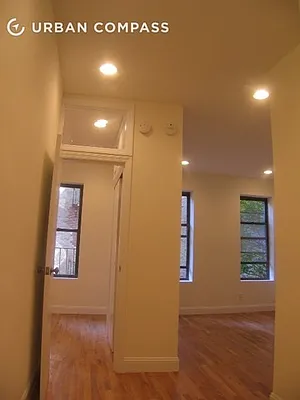 Rented by Compass | media 58