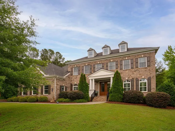 119 Eagles Watch Ln, Chapel Hill, NC 27517