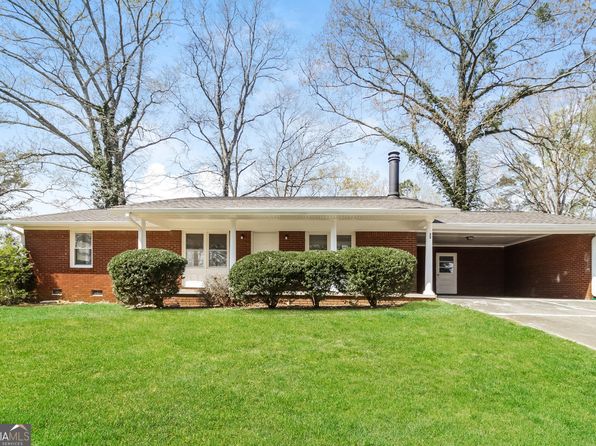 33 Skyline Dr SE