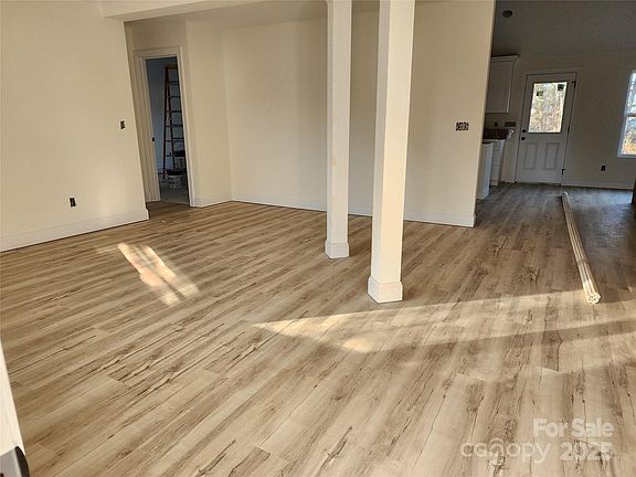 5th image of 522 Birdie Haven Dr #27