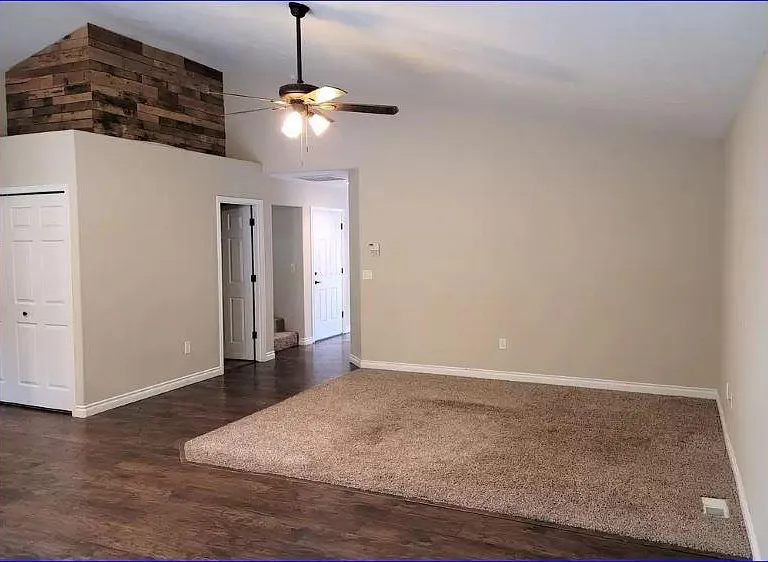 38859 Jerger St — Photo 8