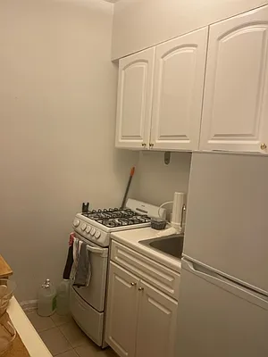 Rented by K & O Realty Associates Inc. | media 19