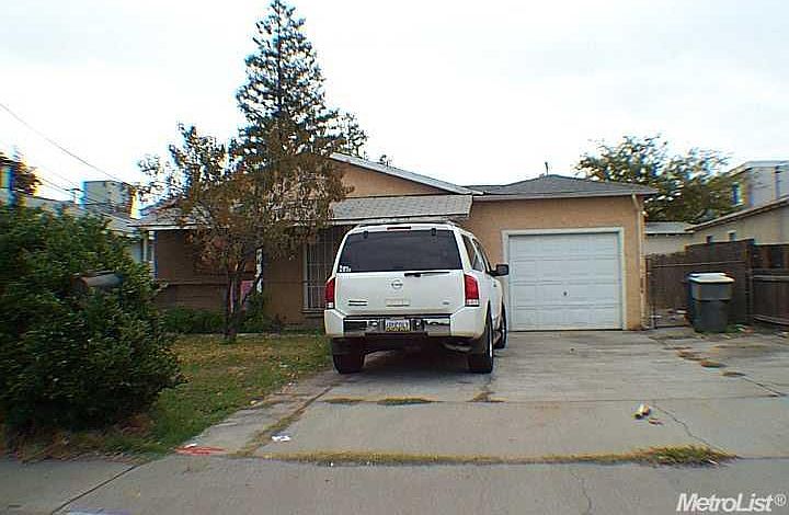1st image of 2616 Connie Dr