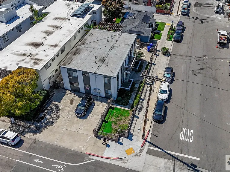 2835 Polk Ave — Photo 24