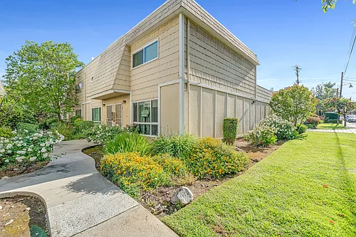 1434 Highland Ave #10 Photo 1