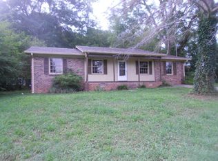 106 Winter Hill Dr, Winterville, GA 30683