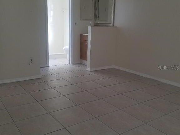 4th image of 1928 Lawne Villa Ct