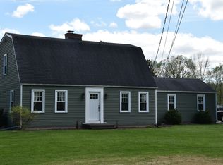 316 Taylor Rd, Honeoye Falls, NY 14472