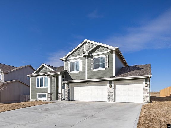 3rd image of 4904 Sheridan Rd