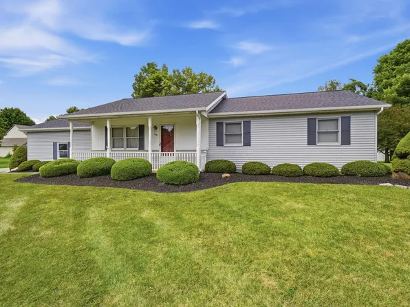 235 Timber Ridge Dr, Pickerington, OH 43147