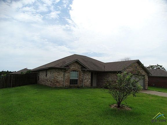 3rd image of 11175 Meadows Dr