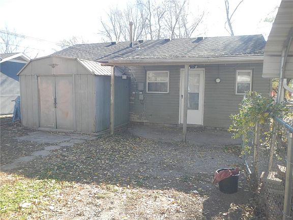 4th image of 5030 Hagemann St