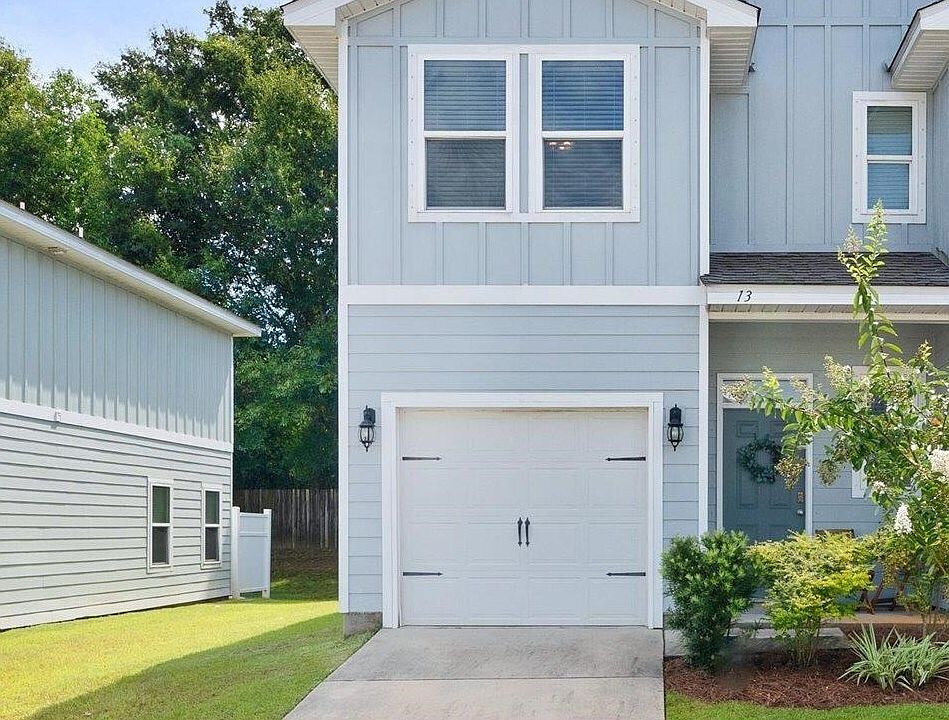 1st image of 25806 Pollard Rd #13