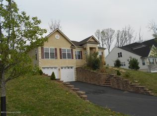1127 Big Ridge Dr, East Stroudsburg, PA 18302