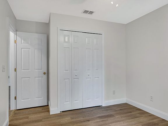 4th image of 51 Wellwood Ln #B
