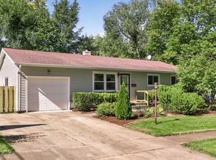 324 Birchwood Ln, Dekalb, IL 60115