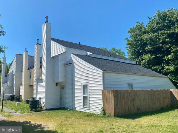 232 Chenault Ct, Dover, DE 19901