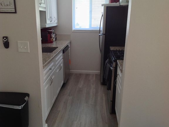 3rd image of 11571 Garnet Way APT 4