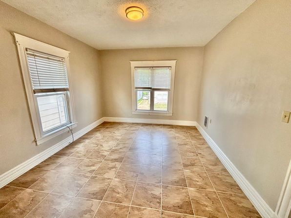 2805 S 4th St #2