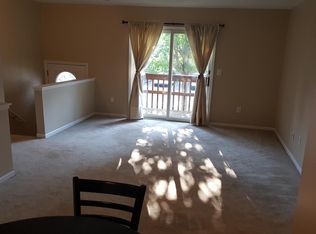 284 Pinewood Dr, Plymouth, MI 48170
