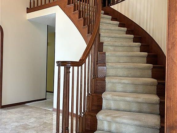 5th image of 2601 Indian Trail Dr