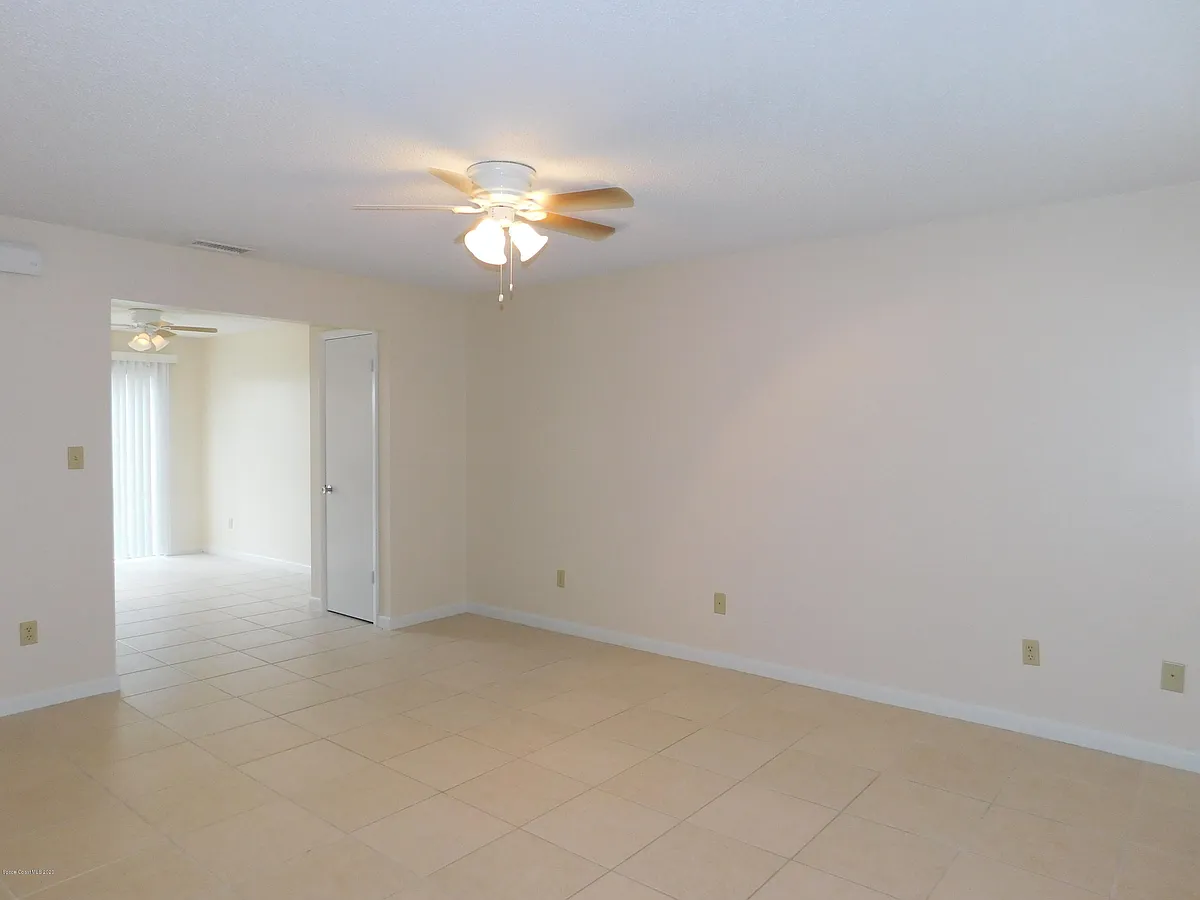 Building Photo - 236 Chandler St #C