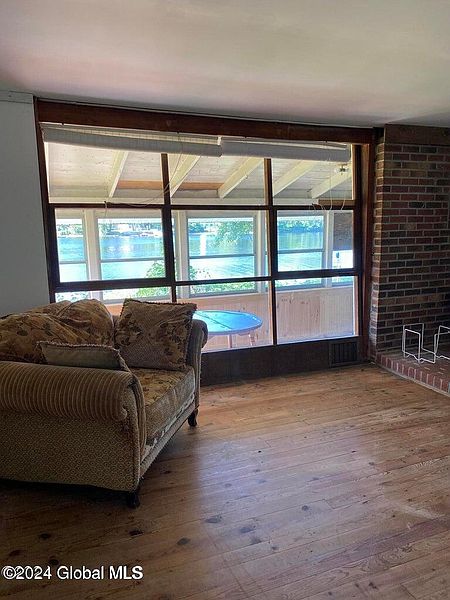 4th image of 31 Hudson View Lane
