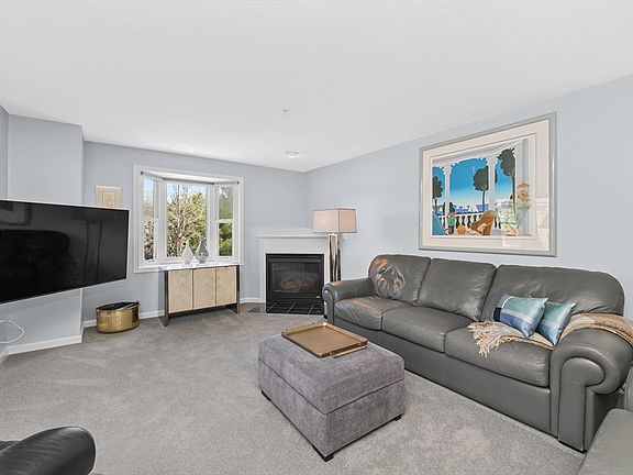 5th image of 19 America Blvd Unit 19