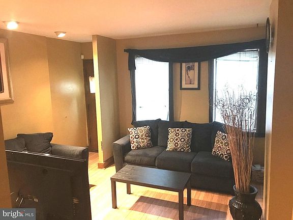 2nd image of 113 Delamore Pl