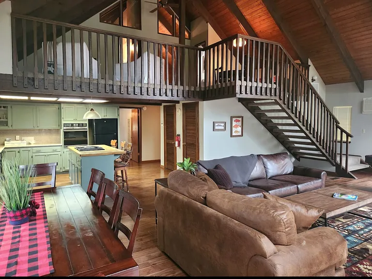 12418 Tannahill Dr — Photo 5